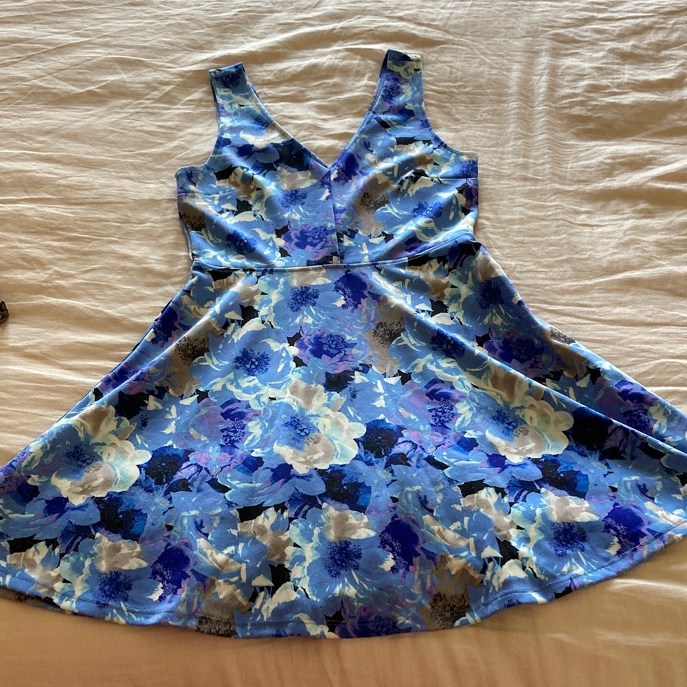 Forever 21 Blue Floral Mini Dress